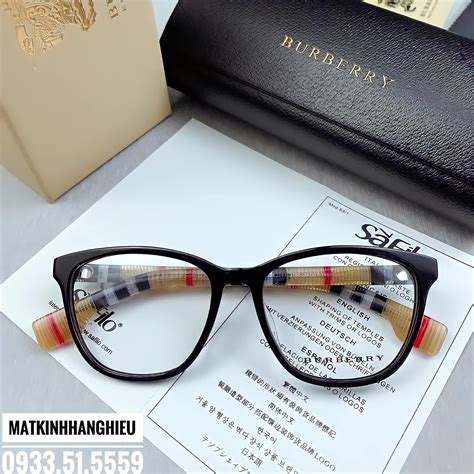 kính hiệu Burberry